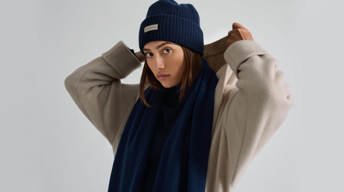 SEASON: FALL - Beanies & scarves |