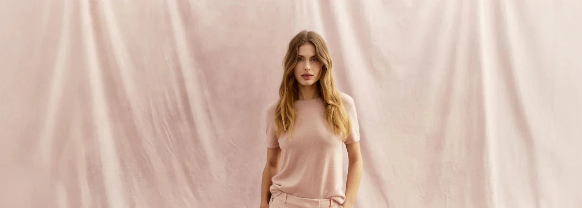 Women / Tops and T-shirts / Tops