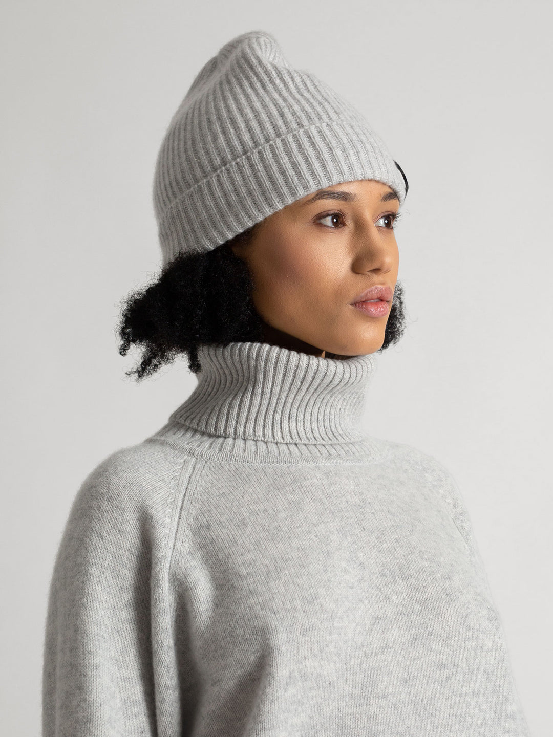 Cashmere cap "Elli", 100% pure cashmere, light grey, knitted, non itching, soft, beanie, cap, Scandinavian design by Kashmina