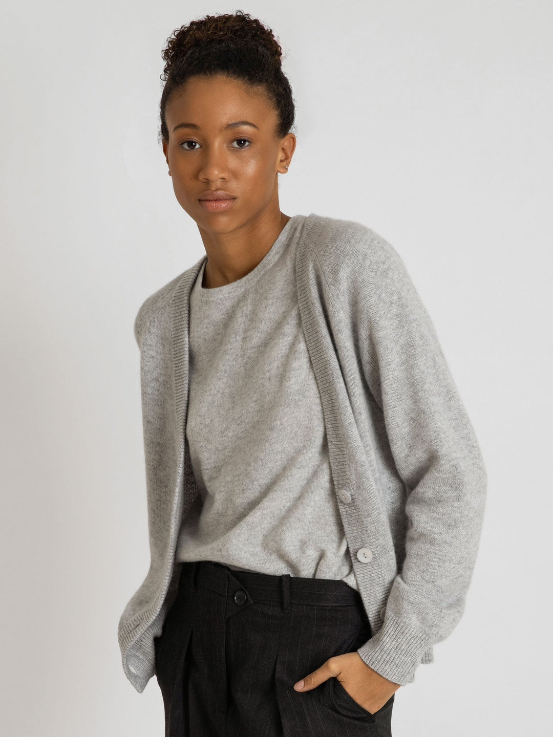 Cashmere cardigan "Eir" - light grey - 100% pure Cashmere - Scandinavian design - Kashmina of Norway