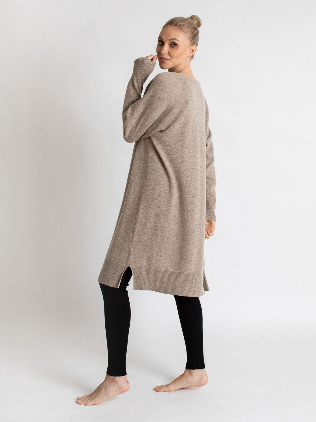 Cashmere cardigan "Linnea" - toast - 100% pure Cashmere - Scandinavian design - Kashmina of Norway
