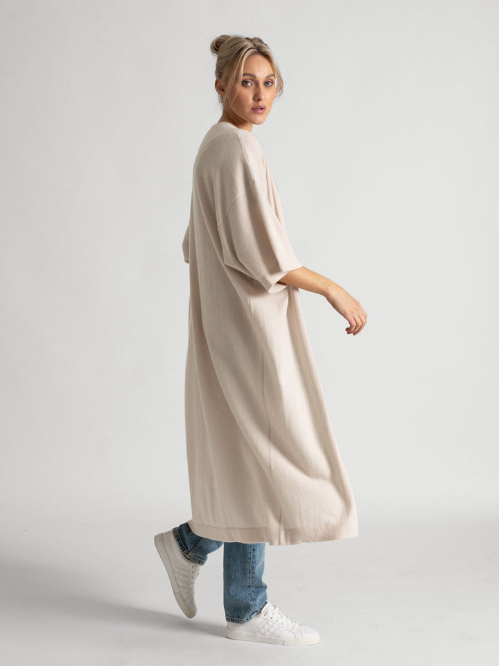 Cashmare cardigan "Kaftan" 100 % cashmere . Norwegian design from Kashmina. Color: pear