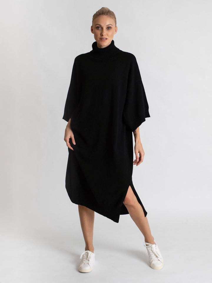 Cashmere dress "Breeze" - black - 100% pure Cashmere - Scandinavian design - Kashmina of Norway