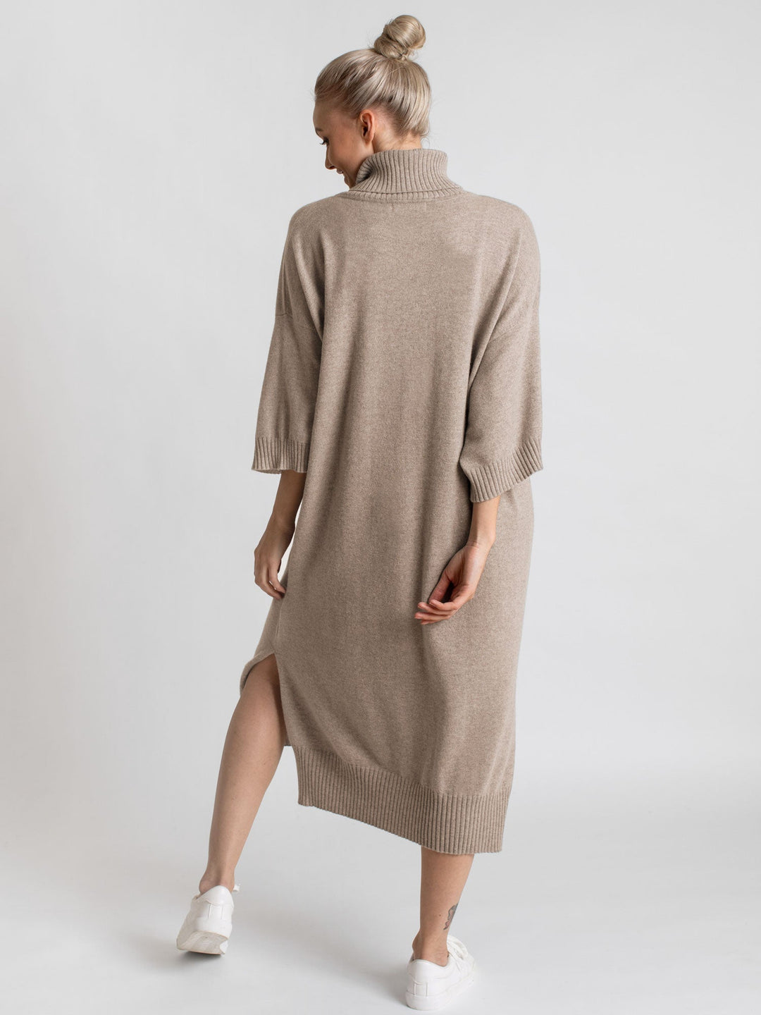 Cashmere dress "Breeze" - toast - 100% pure Cashmere - Scandinavian design - Kashmina of Norway