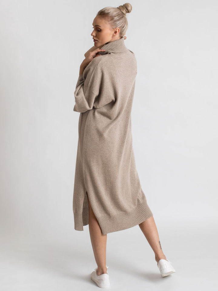 Cashmere dress "Breeze" - toast - 100% pure Cashmere - Scandinavian design - Kashmina of Norway