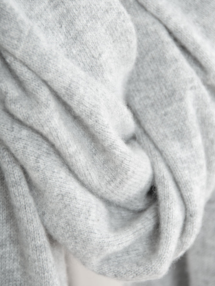 Cashmere scarf "Signature" - light grey - 100% pure Cashmere - Scandinavian design - Kashmina of Norway