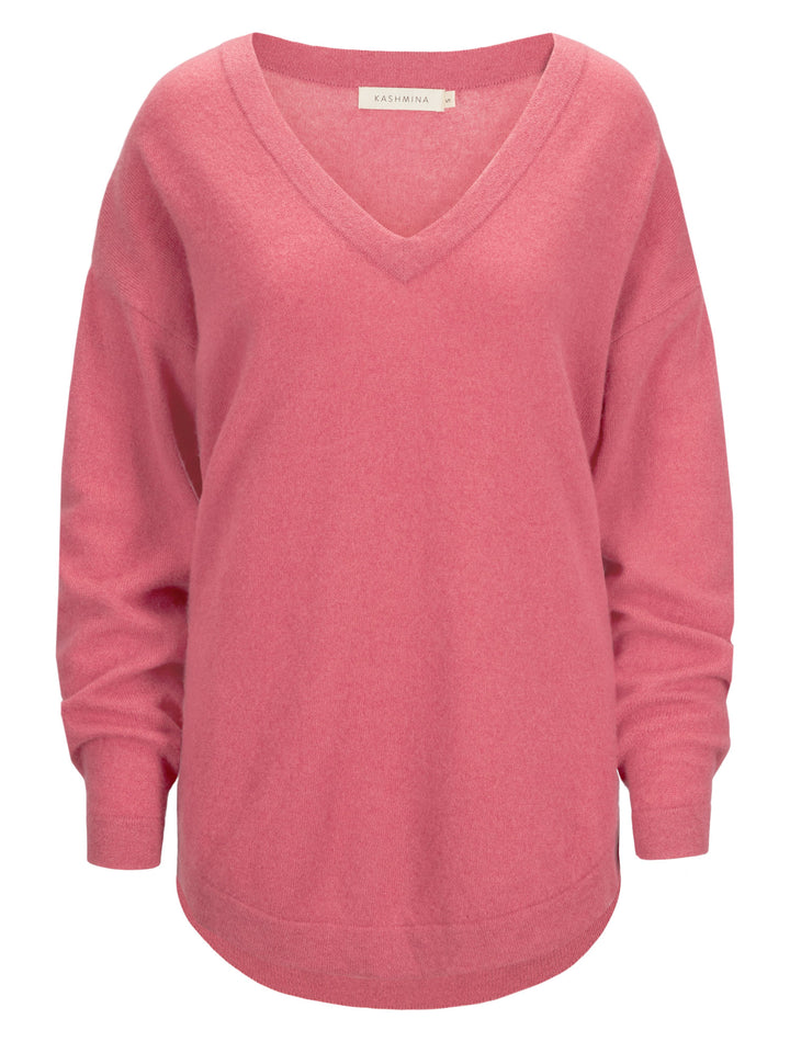 Cashmere v-neck sweater "Alva" in 100% pure cashmere. Color; Pink Berry. Scandinavian design by Kashmina