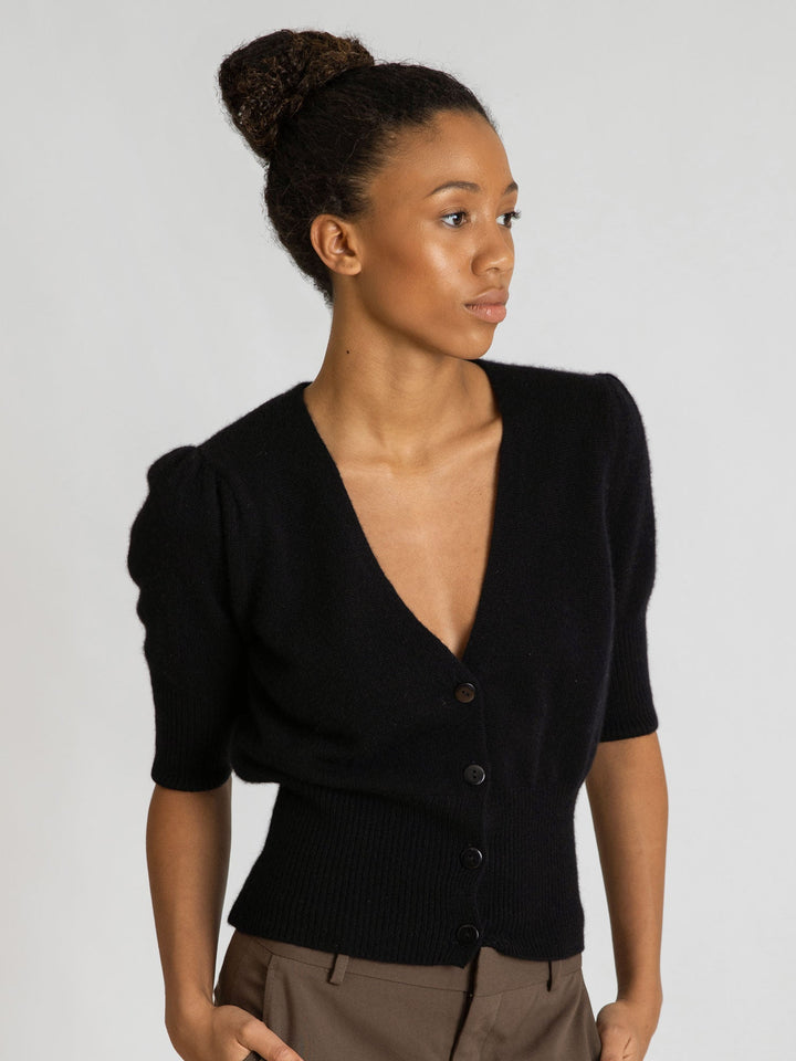 Cashmere cardigan "Grace" - black - 100% pure Cashmere - Scandinavian design - Kashmina of Norway