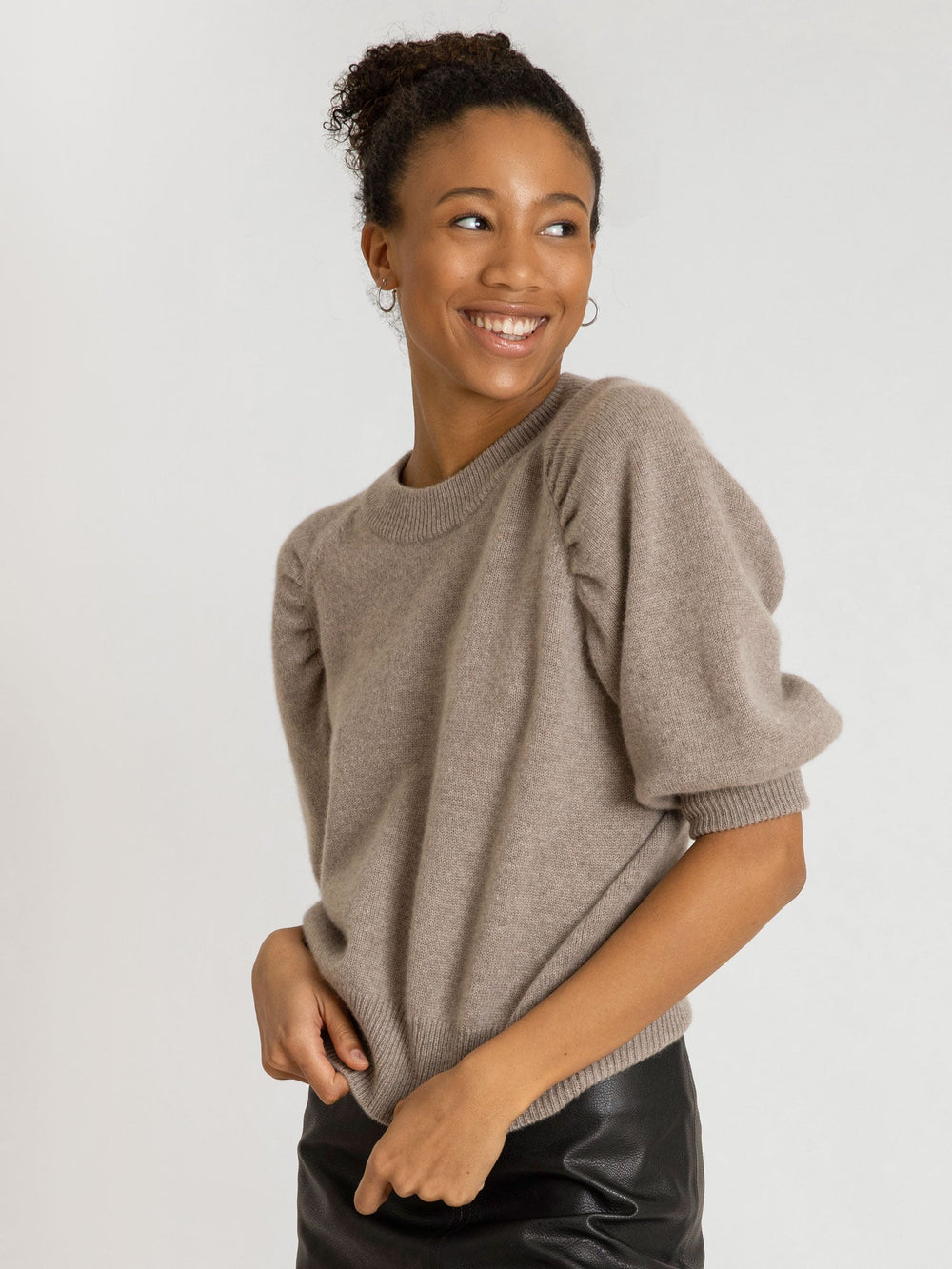 Cashmere sweater "Aurora" - toast - 100% pure Cashmere - Scandinavian design - Kashmina of Norway