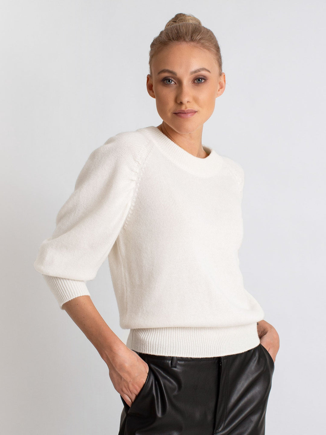 Cashmere sweater "Aurora" - white - 100% pure Cashmere - Scandinavian design - Kashmina of Norway