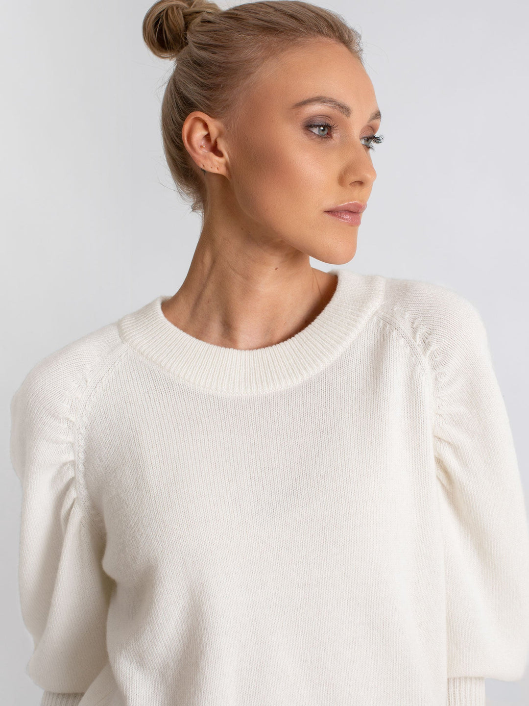 Cashmere sweater "Aurora" - white - 100% pure Cashmere - Scandinavian design - Kashmina of Norway