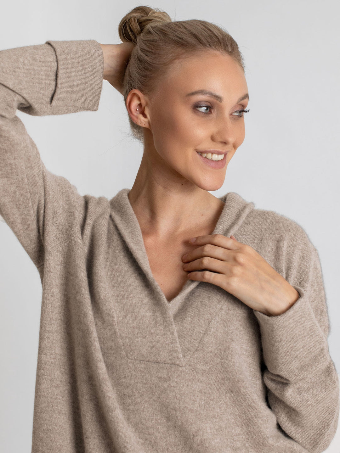 Cashmere sweater "Ida" - toast - 100% pure Cashmere - Scandinavian design - Kashmina of Norway