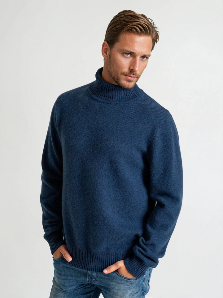 Turtle neck cashmere sweater. 100% cashmere. Scandinavian design. Color: Mountain blue.