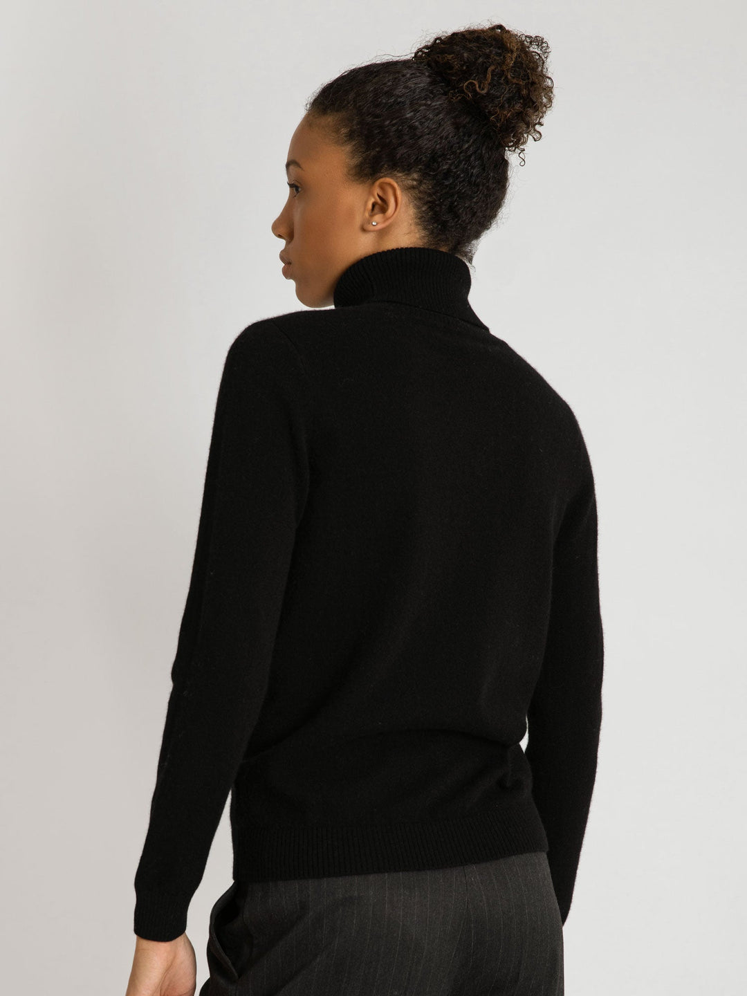 Cashmere sweater "Hedda" - black - 100% pure Cashmere - Scandinavian design - Kashmina of Norway