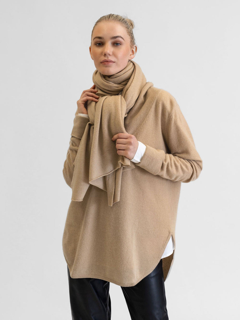 Cashmere sweater "Ida" - sand - 100% pure Cashmere - Scandinavian design - Kashmina of Norway