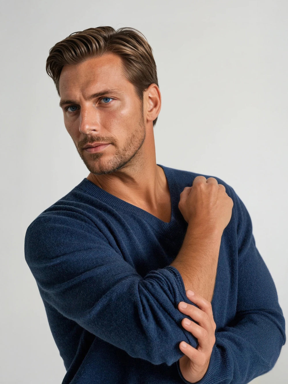 cashmere sweater v-neck men, 100% cashmere from Kashmina, mountain blue wool sweater