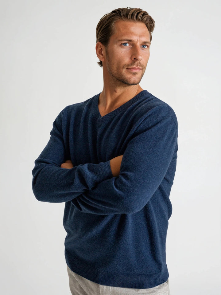 cashmere sweater v-neck men, 100% cashmere from Kashmina, mountain blue wool sweater
