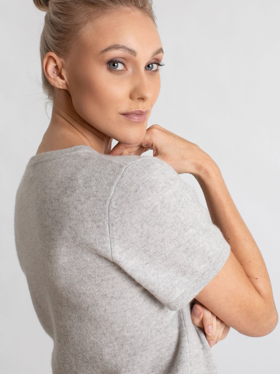 Cashmere T-shirt "Fresh" - light grey - 100% pure Cashmere - Scandinavian design - Kashmina of Norway