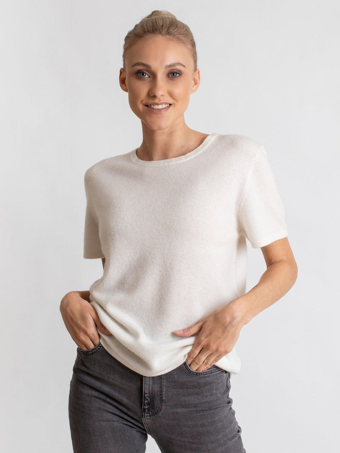 Cashmere T-shirt "Fresh" - white - 100% pure Cashmere - Scandinavian design - Kashmina of Norway