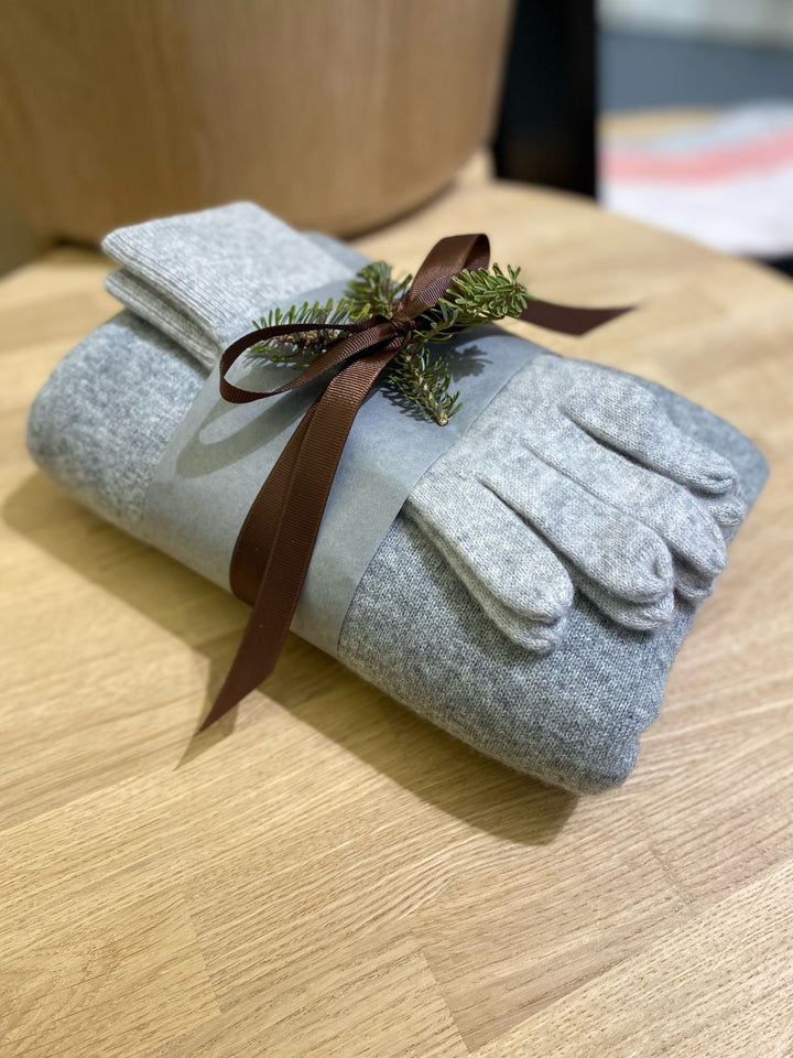 Cashmere mittens "Snow" - pearl - 100% pure Cashmere - Scandinavian design - Kashmina of Norway