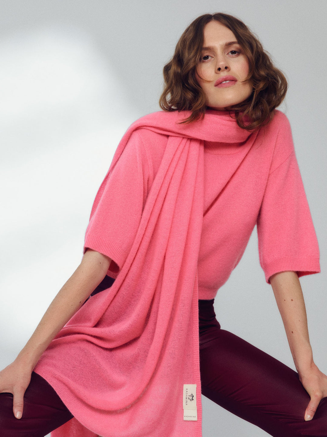 Airy cashmere scarf "Flow" - Bubblegum pink - 100% pure Cashmere - Scandinavian design - Kashmina