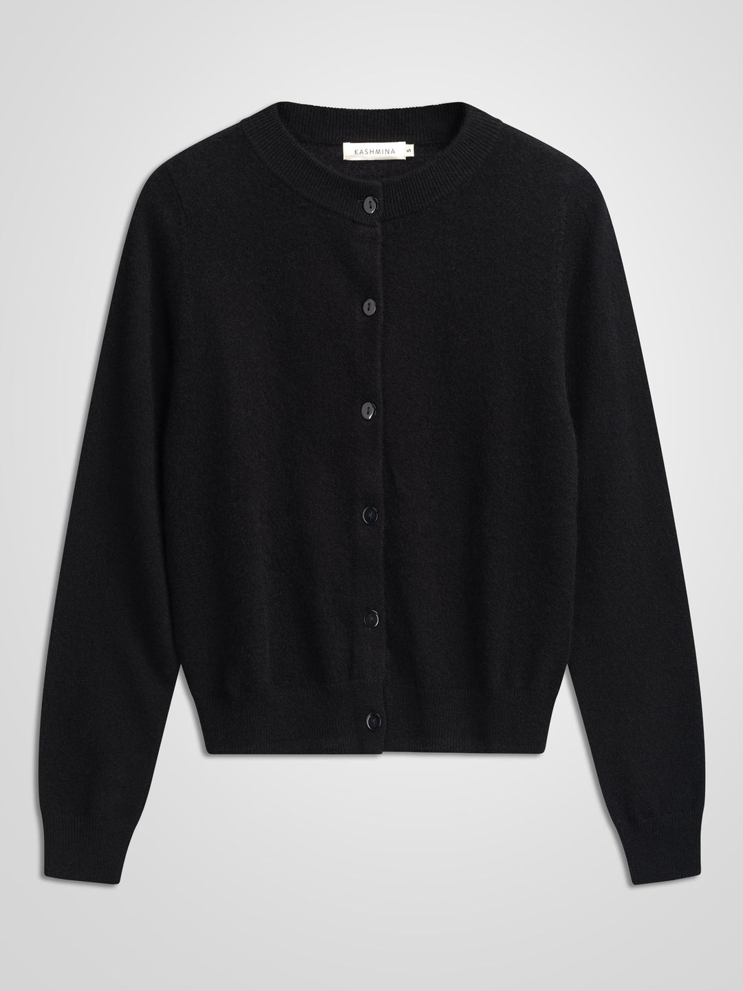 Cashmere cardigan "Ingrid" in 100% pure cashmere. Scandinavian design by Kashmina. Color: Black.