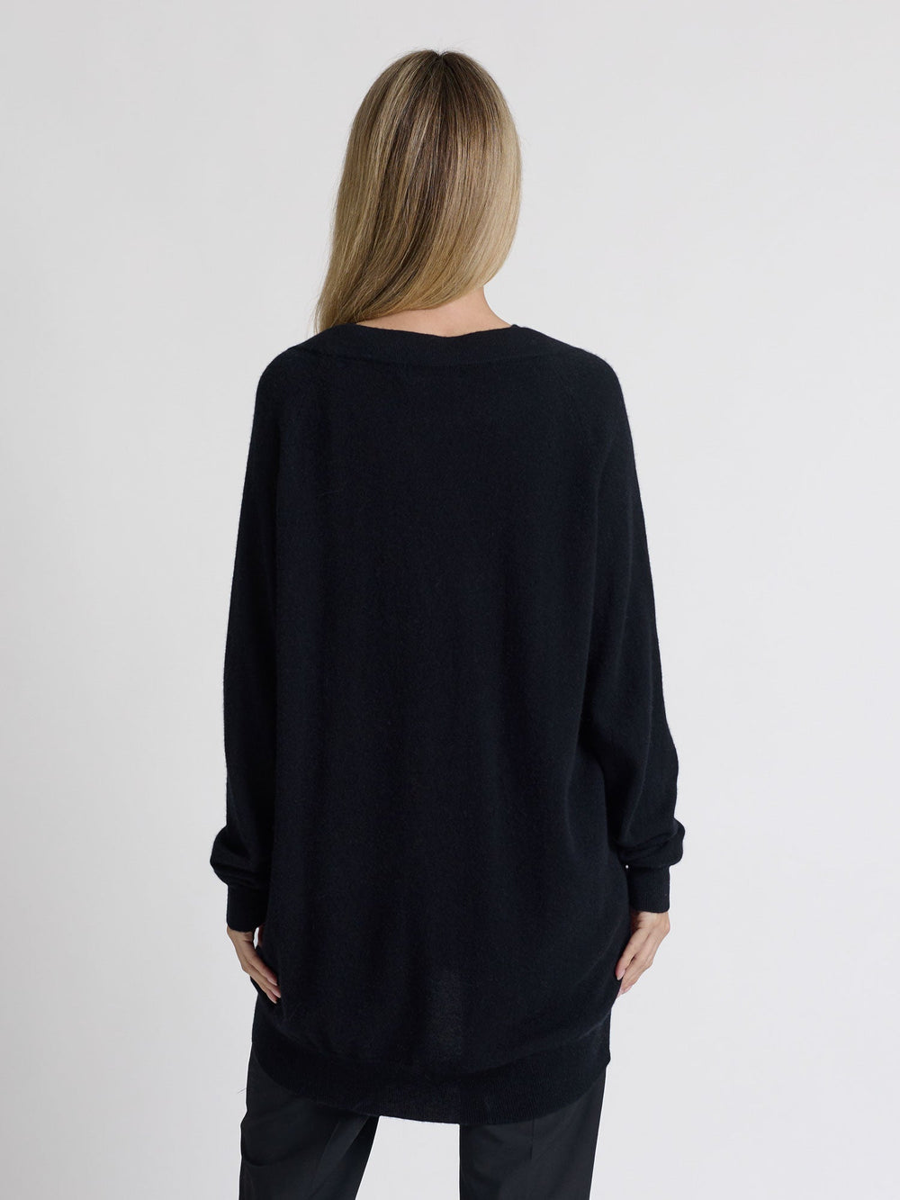 Cashmere cardigan "Lykke" - black - 100% pure Cashmere - Scandinavian design - Kashmina of Norway