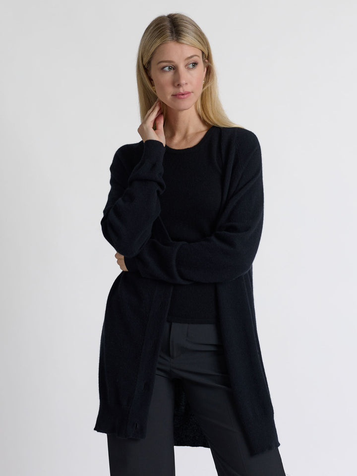 Cashmere cardigan "Lykke" 100% pure cashmere. Scandinavian design. Color: Black