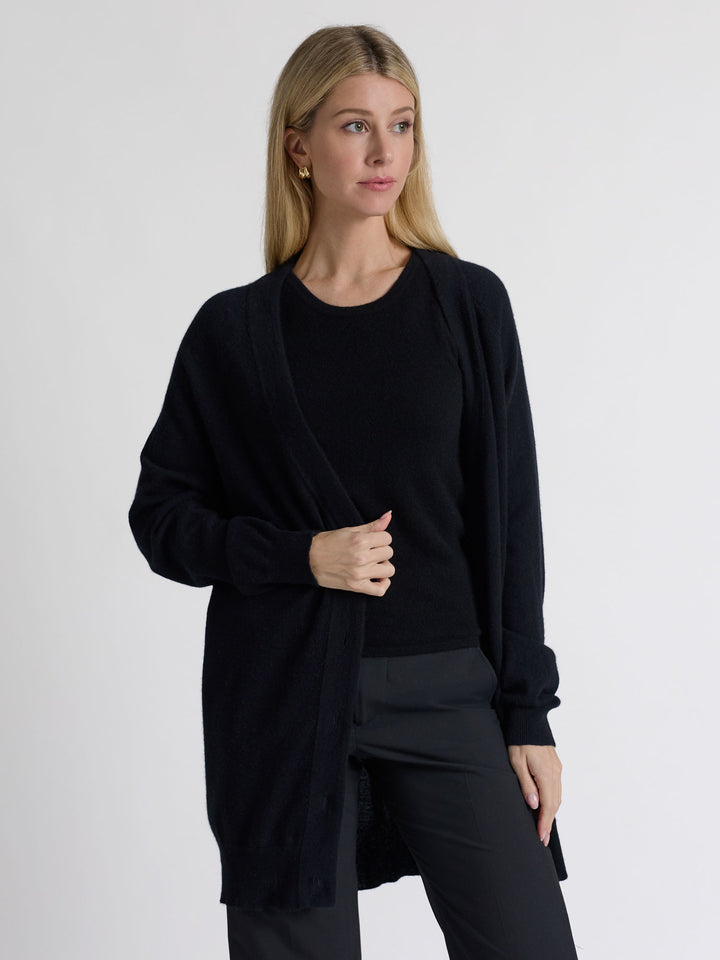 Cashmere cardigan "Lykke" 100% pure cashmere. Scandinavian design. Color: Black