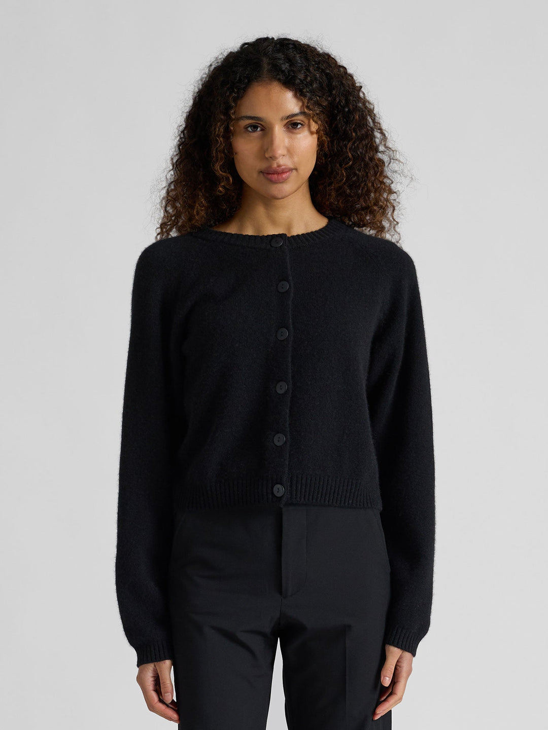 Cashmere cardigan "Randi" - Black - 100% pure Cashmere - Scandinavian design - Kashmina