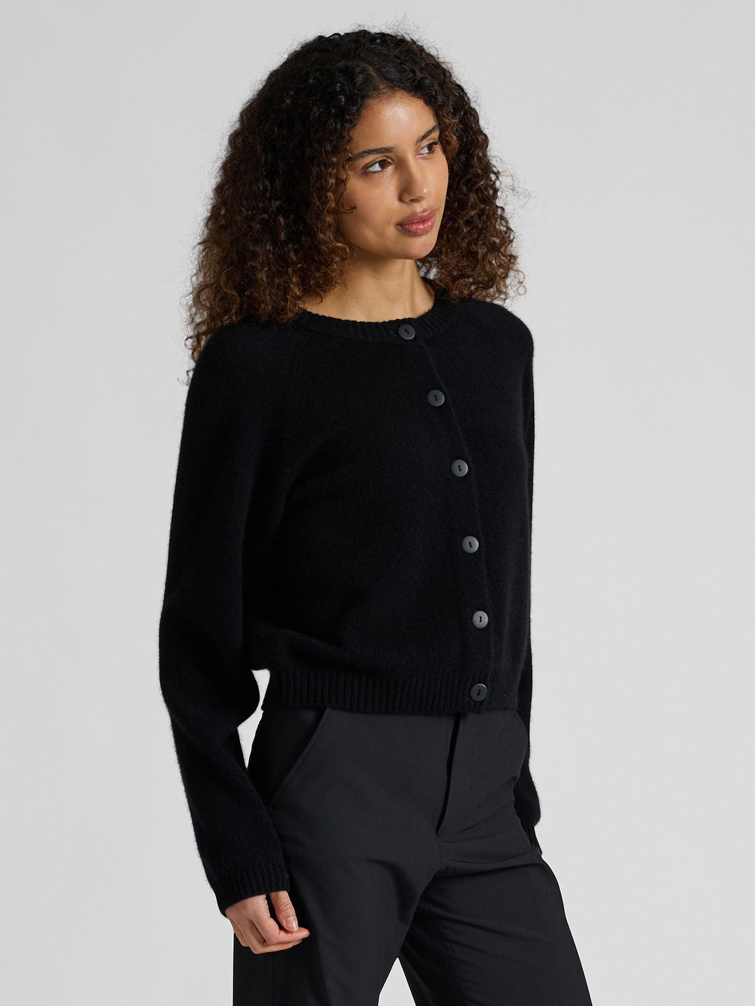 Cashmere cardigan "Randi" - Black - 100% pure Cashmere - Scandinavian design - Kashmina