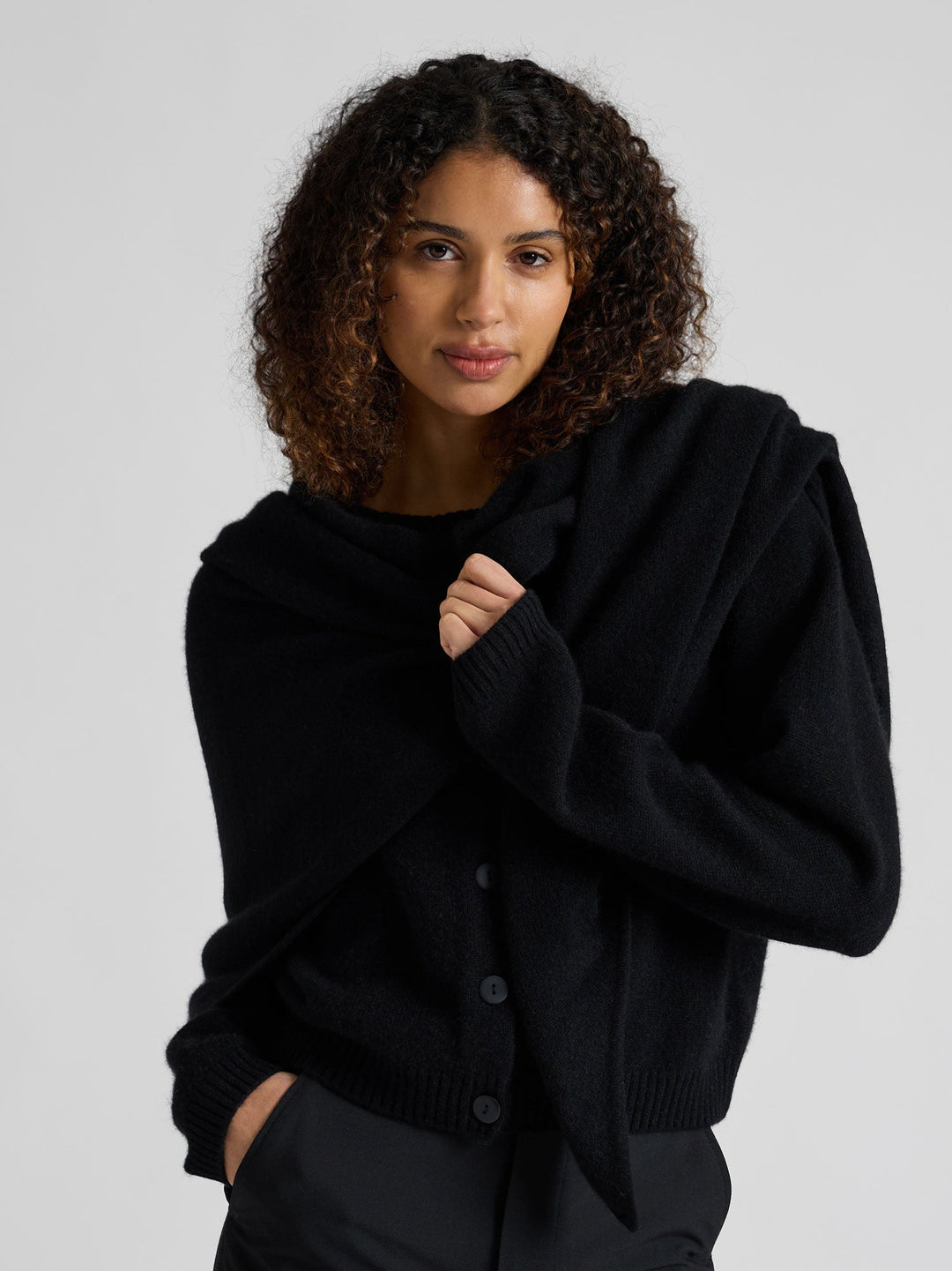 Cashmere cardigan "Randi" - Black - 100% pure Cashmere - Scandinavian design - Kashmina