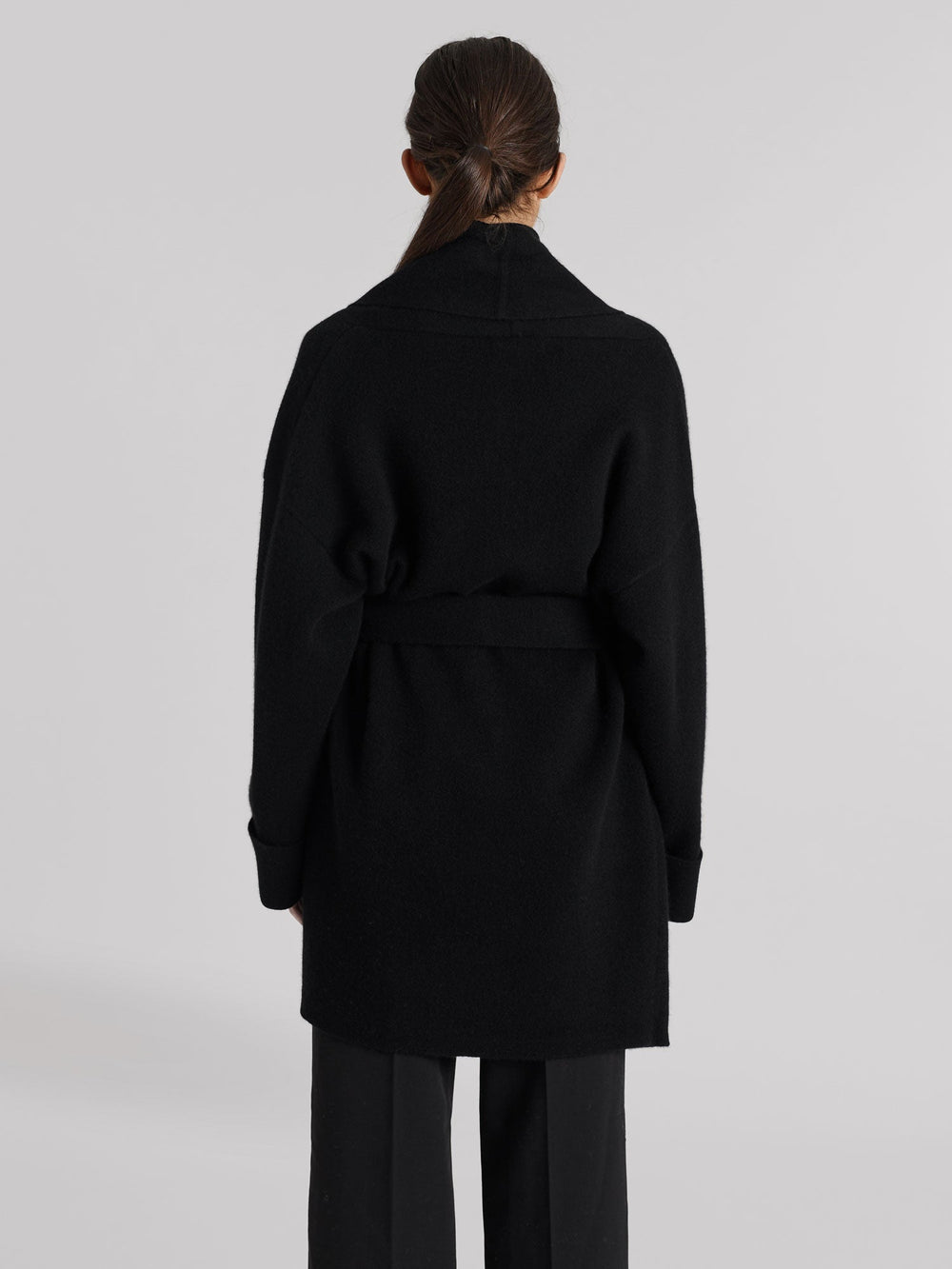 Cashmere coat "Liv" - Black - 100% pure Cashmere - Scandinavian design - Kashmina of Norway