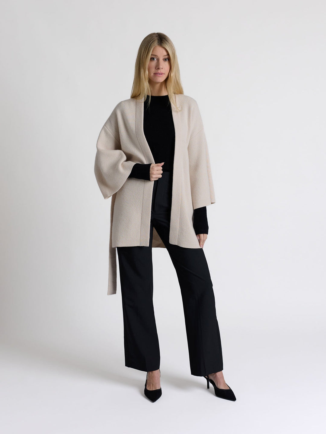 Cashmere Cardigan "Vera" - Cream - 100% pure Cashmere - Scandinavian design - Kashmina