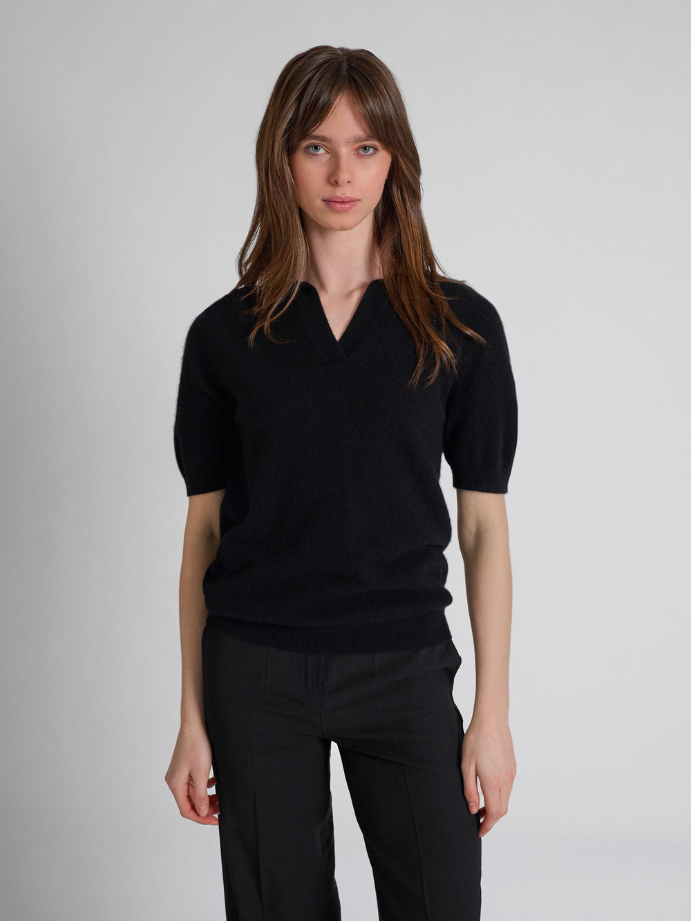 Cashmere piquet "Rikke" in 100% pure cashmere. Scandinavian design by Kashmina. Color: Black.