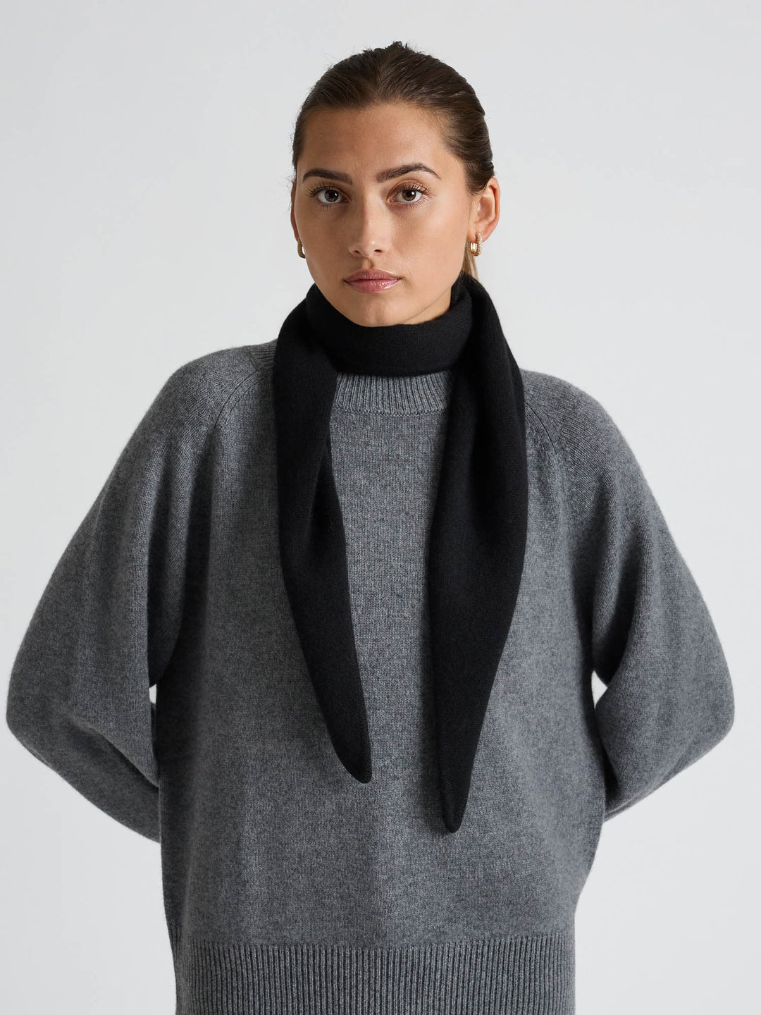 Cashmere scarf "Astrid" - Black