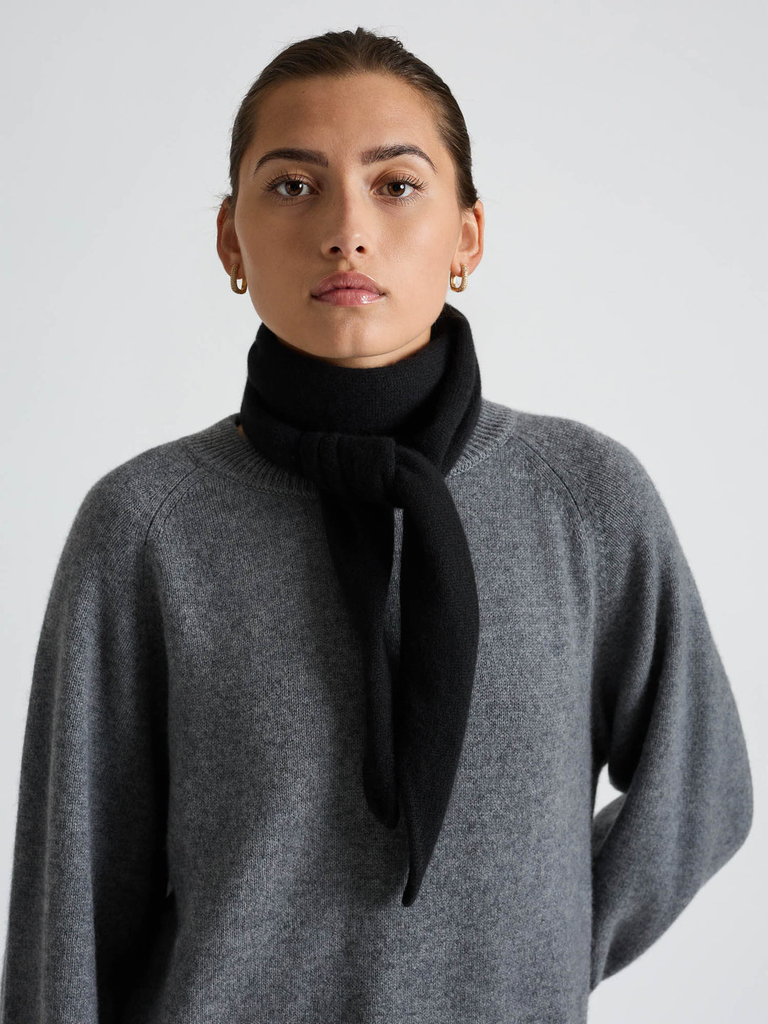 Cashmere scarf "Astrid" - Black