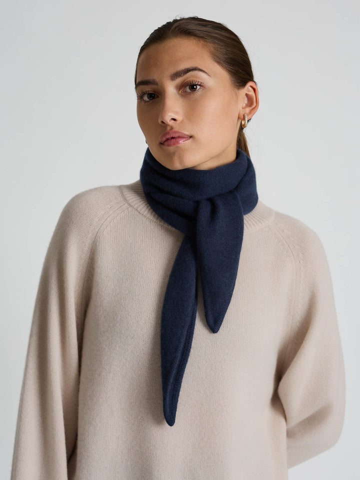 Cashmere scarf "Astrid" - Navy