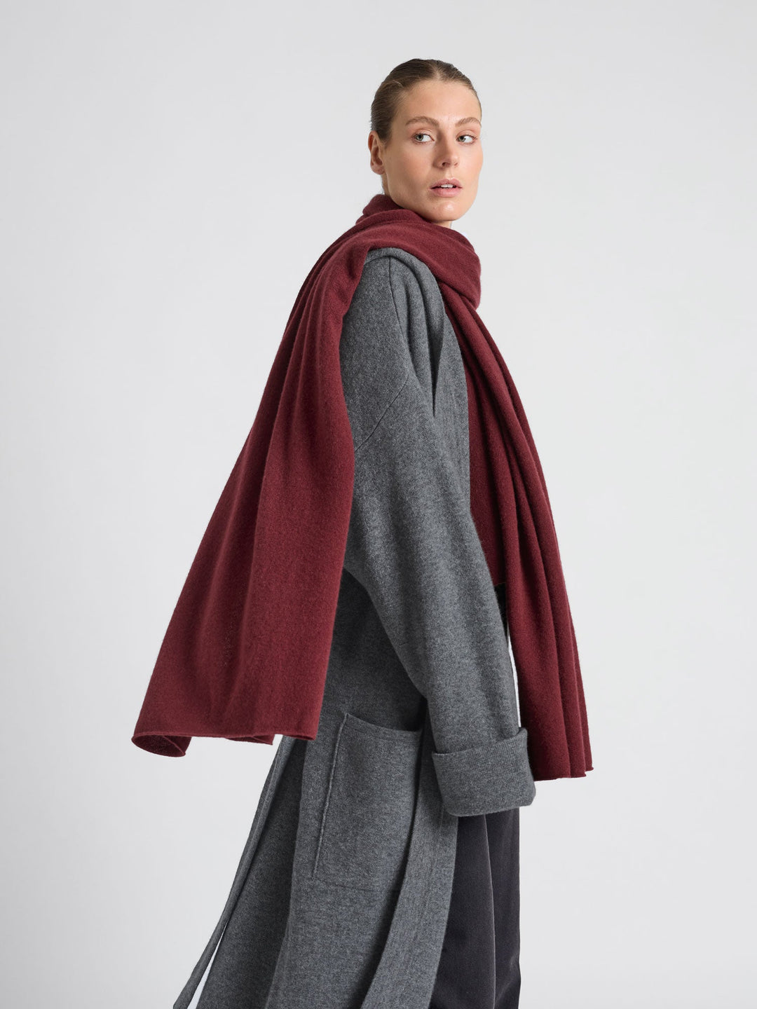Cashmere scarf "Signature" - Bordeaux - 100% pure Cashmere - Scandinavian design - Kashmina of Norway