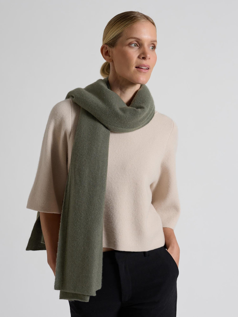 Cashmere scarf "Signature" - Eucalyptus - 100% pure Cashmere - Scandinavian design - Kashmina of Norway