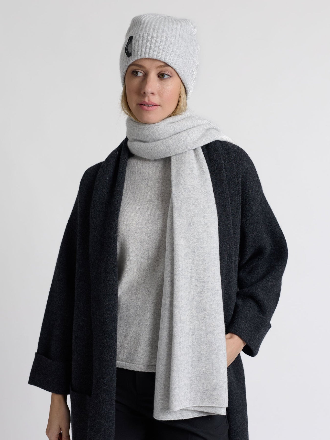 Cashmere scarf
