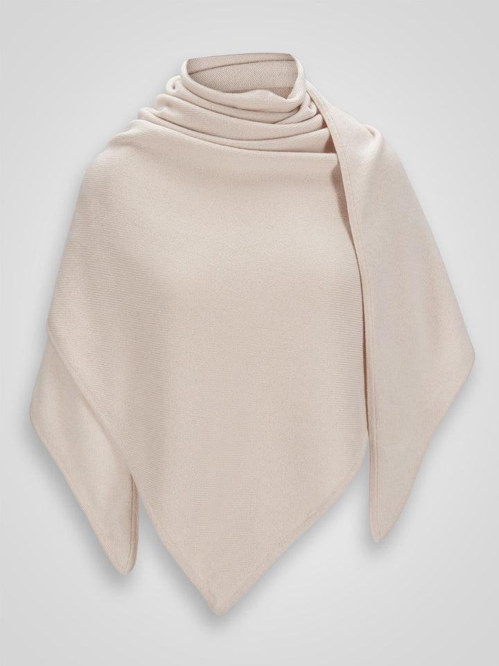 Cashmere scarf "Triangle" in 100% pure cashmere. Scandinavian design by Kashmina of Norway. Color: Cream.