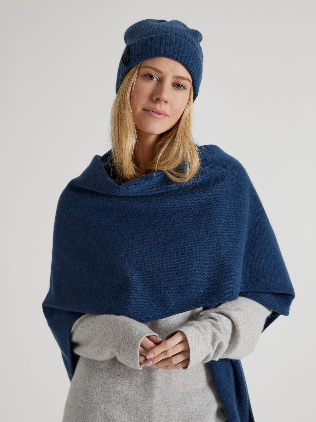 Cashmere beanie "Elli" - mountain blue - 100% pure Cashmere - Scandinavian design - Kashmina of Norway