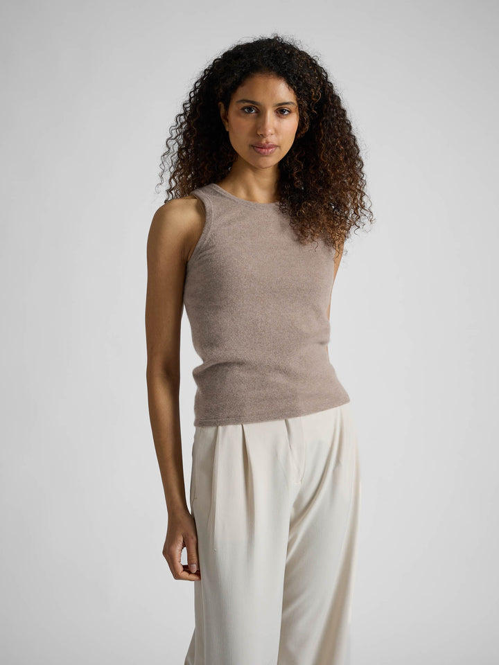 Cashmere singlet "Tyra" - toast - 100% pure Cashmere - Scandinavian design - Kashmina of Norway