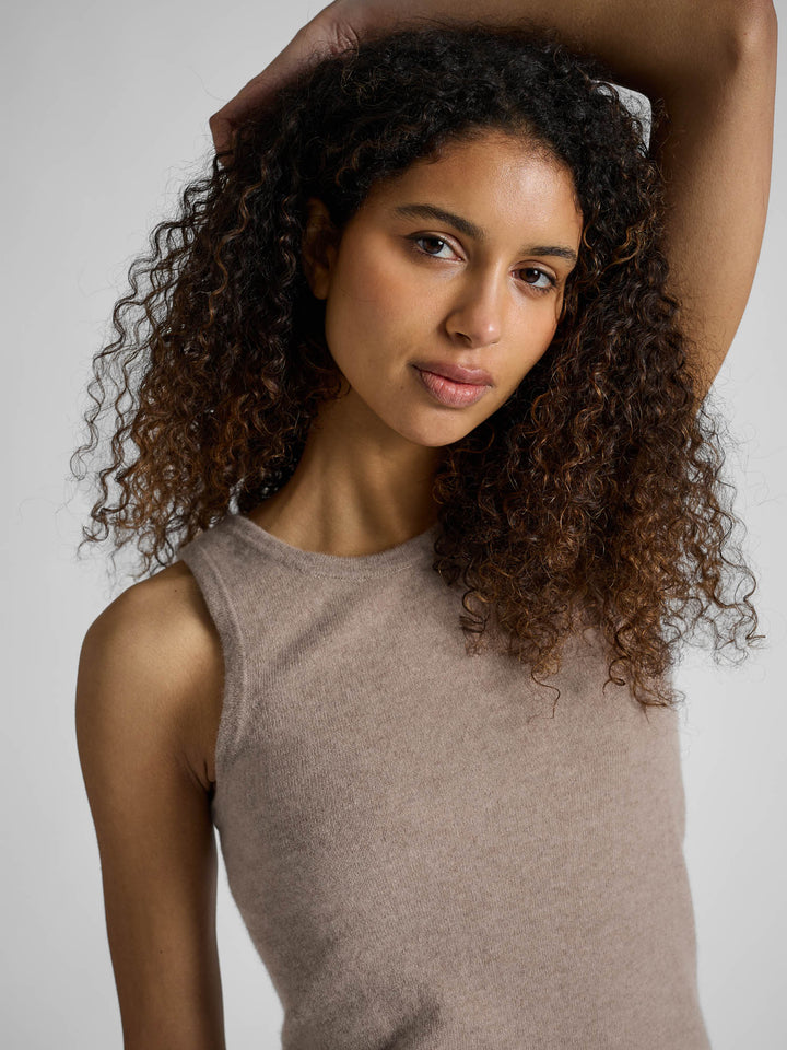 Cashmere singlet "Tyra" - toast - 100% pure Cashmere - Scandinavian design - Kashmina of Norway