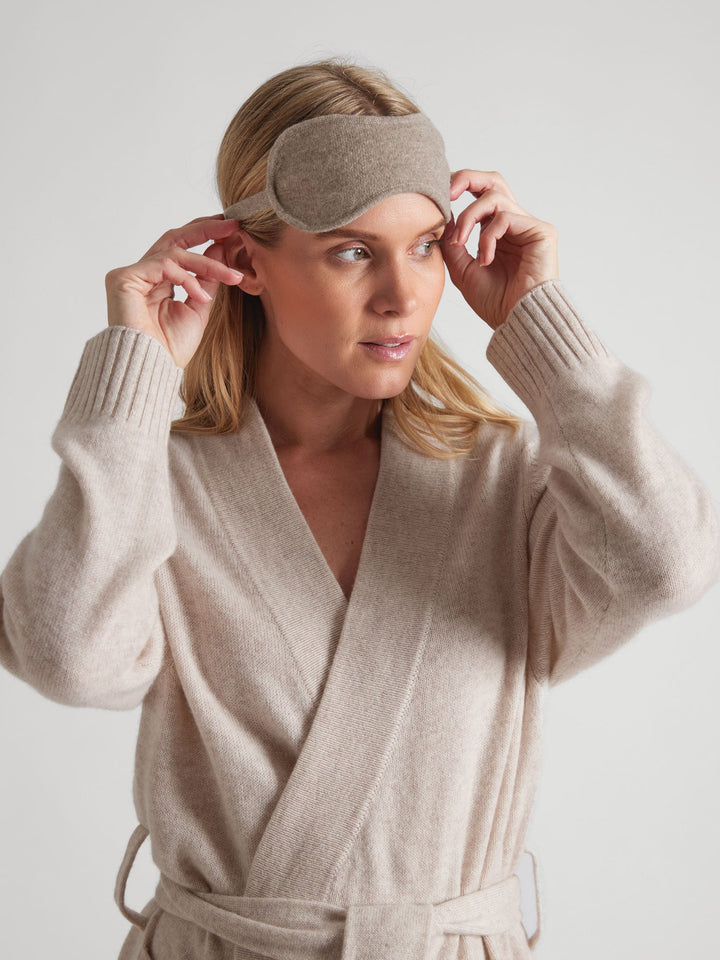 Sovemaske "Sweet dreams" - toast - 100% pure Cashmere - Scandinavian design - Kashmina of Norway
