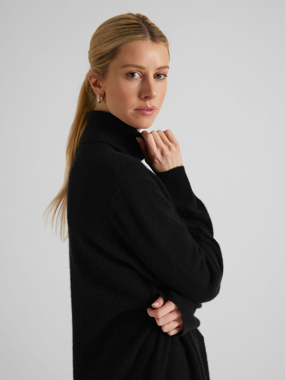 Cashmere sweater "Dagny polo" - Black - 100% pure Cashmere - Scandinavian design - Kashmina of Norway