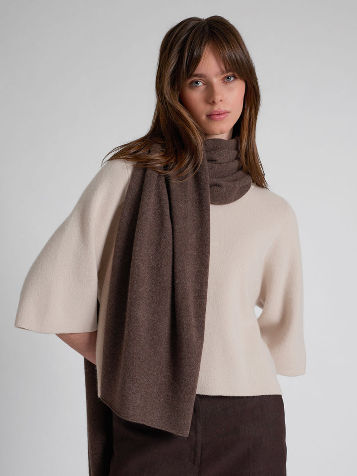 Cashmere scarf "Signature" - dark brown