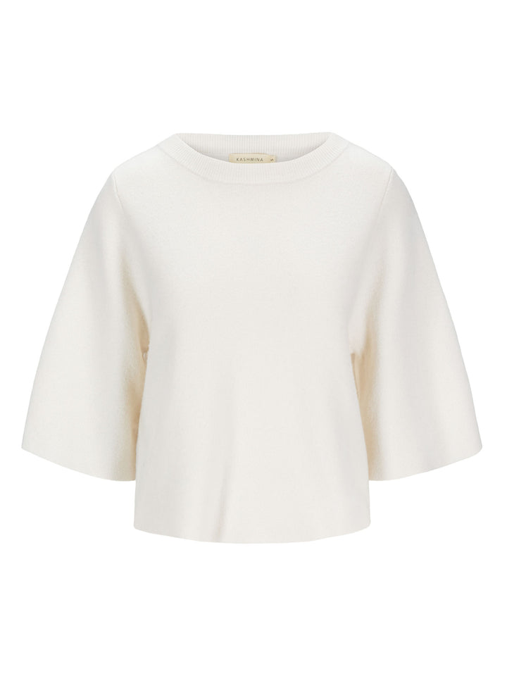 Cashmere sweater "Dina" in 100% pure cashmere. Scandinavian design by Kashmina. Color: White.