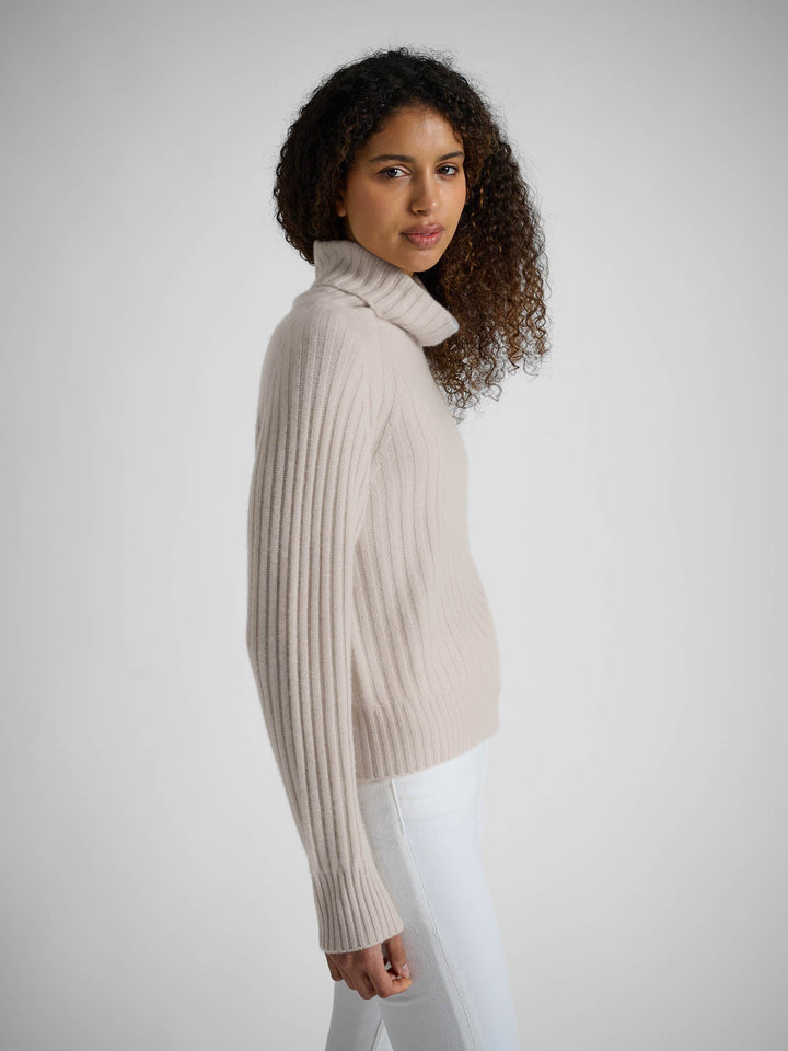 Cashmere sweater "Eline" - Cream - 100% pure Cashmere - Scandinavian design - Kashmina